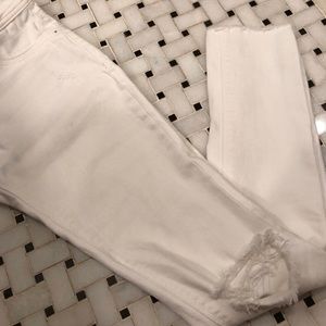 DL1961 White Distressed Skinny Jeans